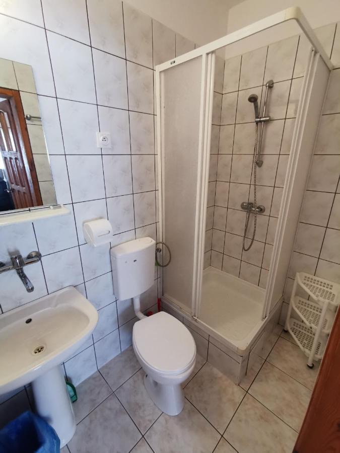 Dom Wczasowy Maja Dzwirzyno Ngoại thất bức ảnh
